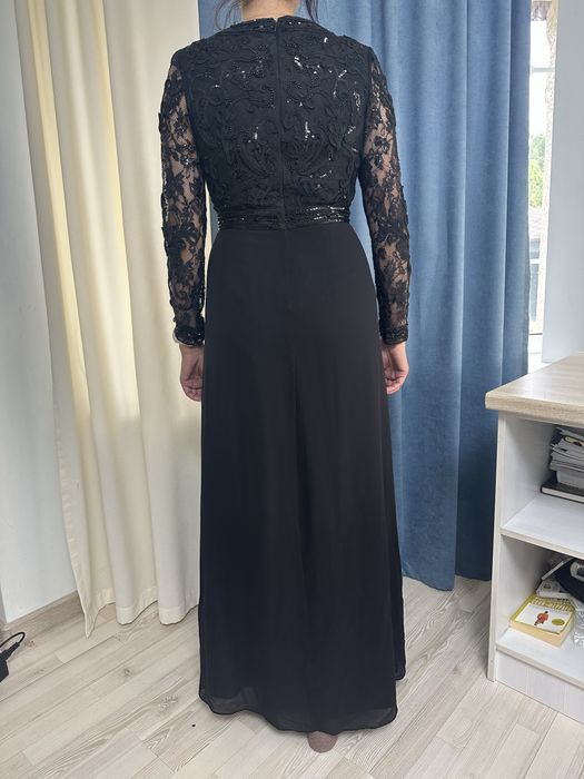 Продаю очень красивое платье