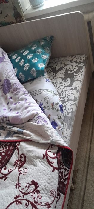 Кровать в хорошем качестве