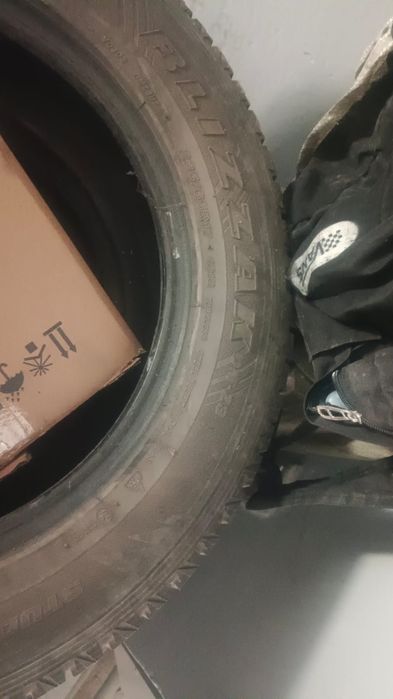 Продам резину зимниию