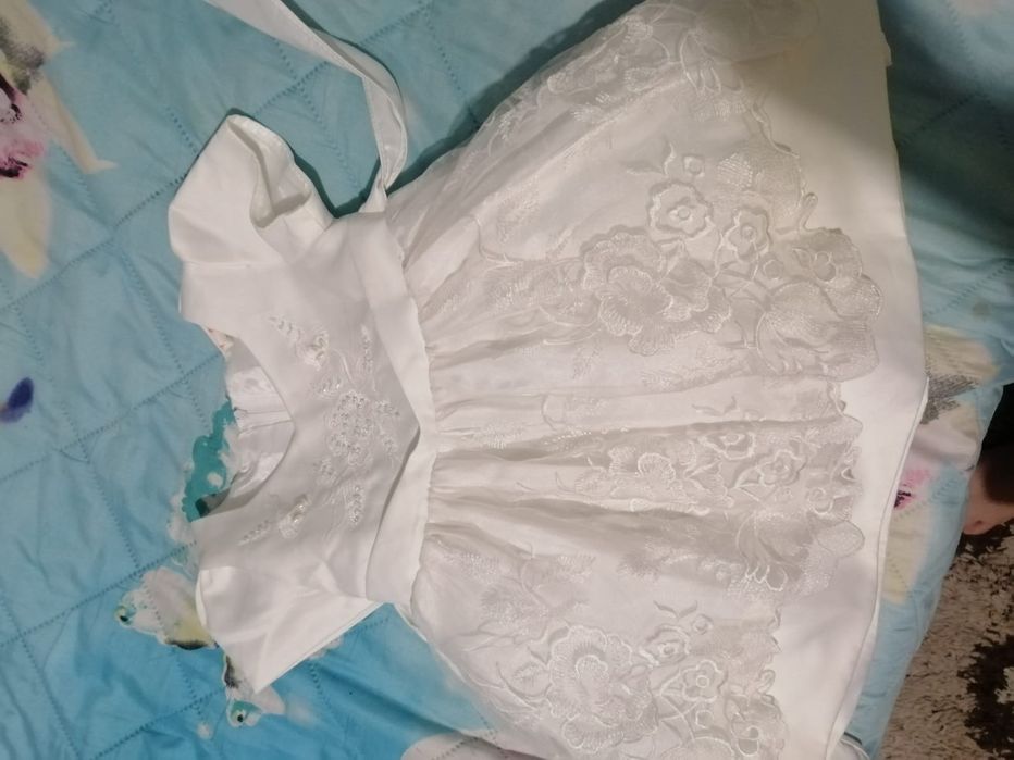 Продам платья для малышки