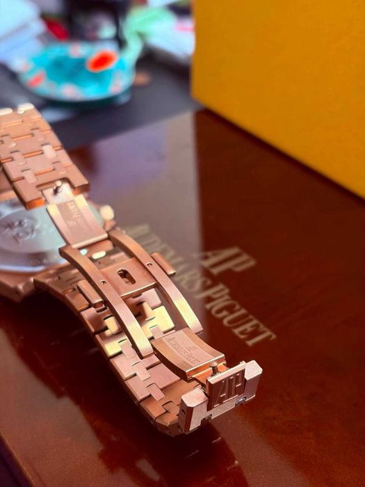 Луксозен часовник Audemars Piguet AP