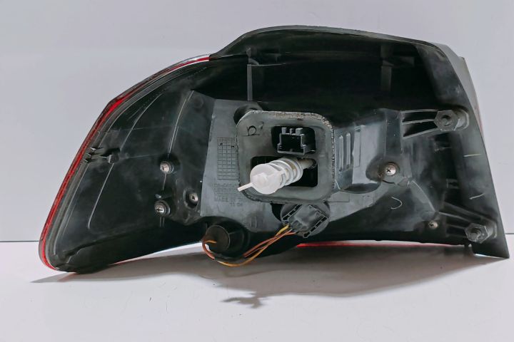 Stop  Dreapta  0844119B3RB Volkswagen VW Golf a 6-a generatie