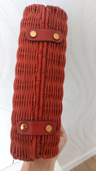 Продается сумка ротанговая