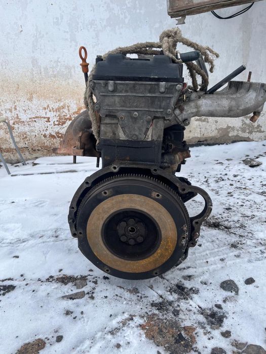 Продам двигатель на газель 406