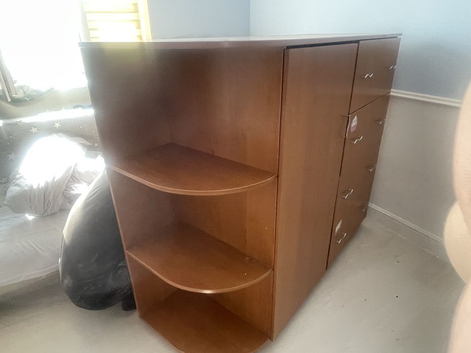 Комод вместительный