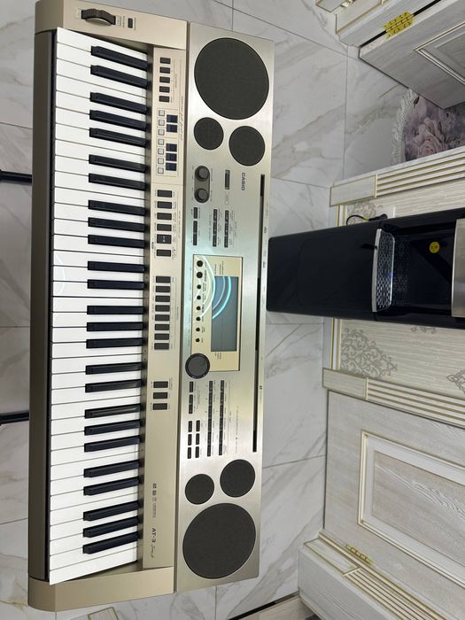 Синтезатор Casio AT-3 в идеальном состоянии