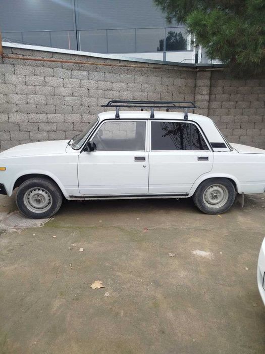 LADA 2107  gaz benzin