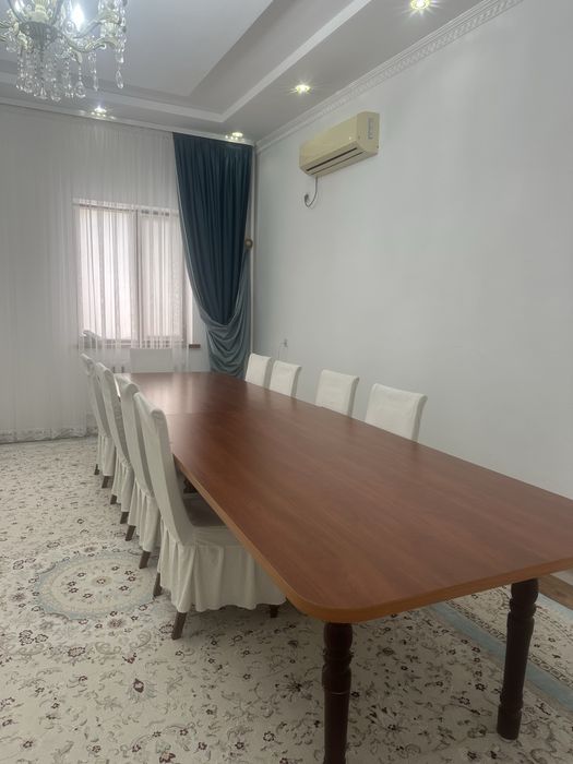 Продается стол со стульями
