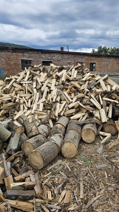 Горбыль, дрова колотые, дрова долготье,.