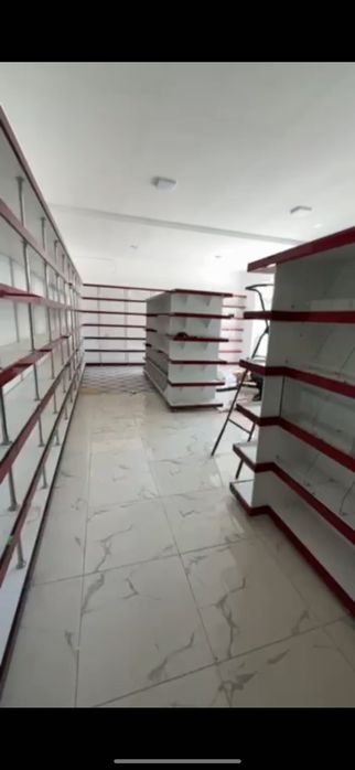 tayyor biznes sotiladi , magazin polkalari , xaladelnik va vitrina