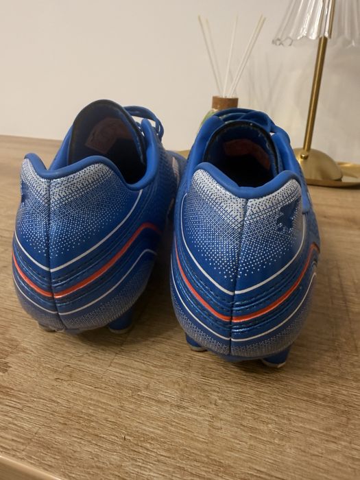 Ghete de fotbal Joma Aguila
