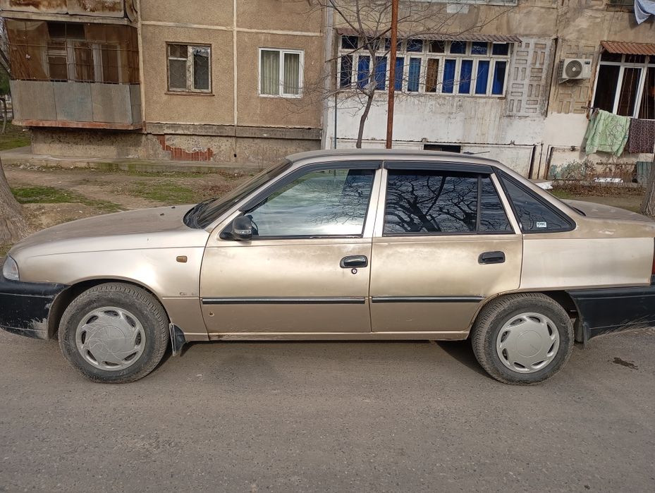 Продаётся автомобиль Нексия 1