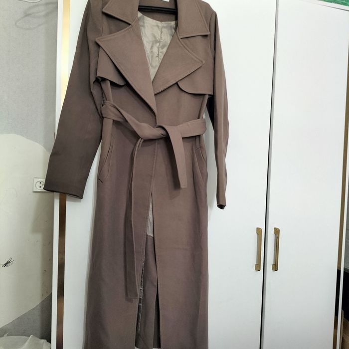 Женское демисенное пальто