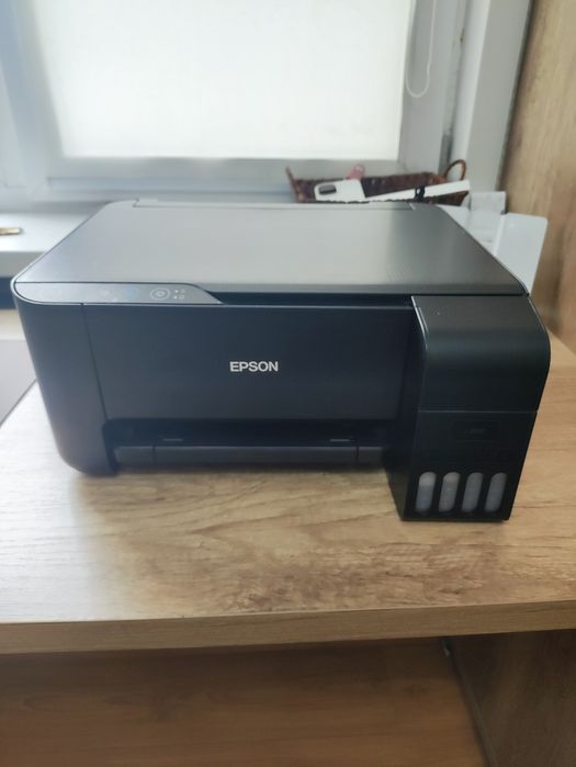 Продам принтер цветной epson