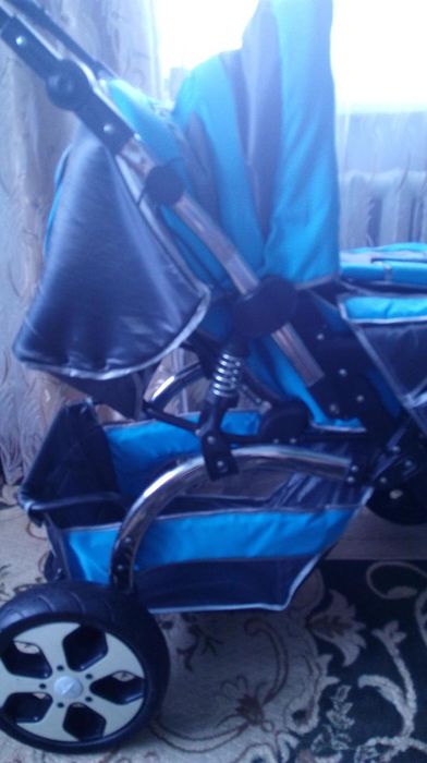Детская коляска.