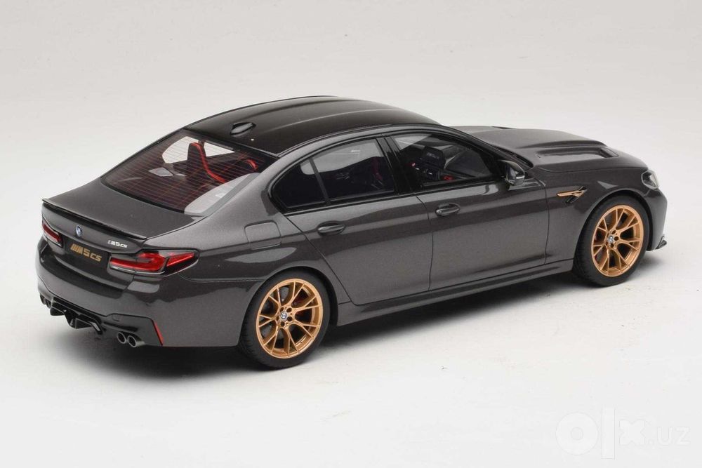 Коллекционная модель BMW M5 CS F90 1:18 GT Spirit