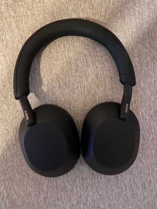 Продам Sony wh-1000xm5