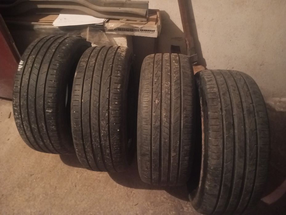 Гуми 235 55 18 Hankook!