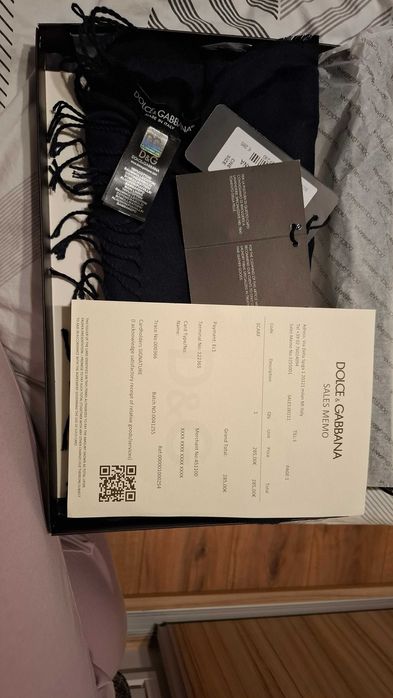 Оригинален шал долче и габана