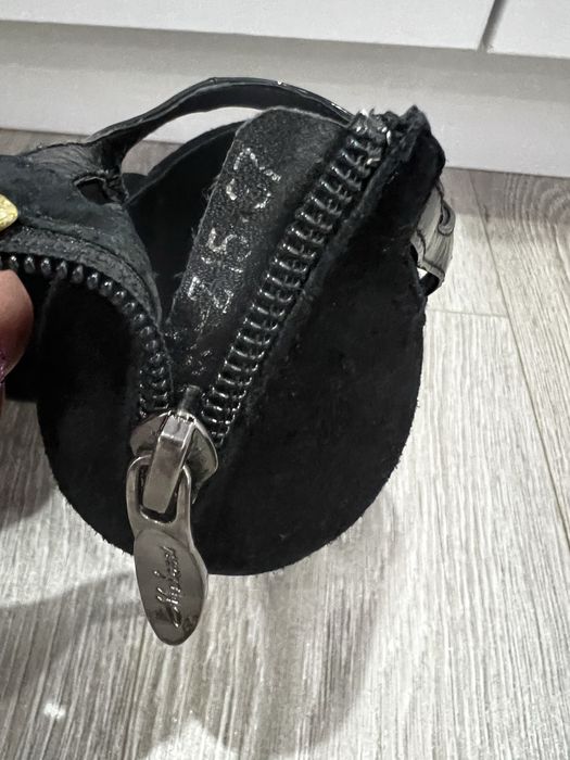 Ботильоны чёрные на шпильке