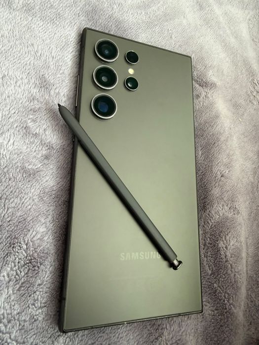 Samsung Galaxy S24 Ultra 256гб