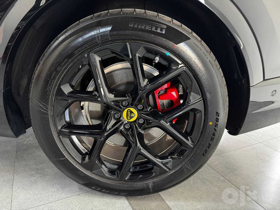 LOTUS ELETRE 2026 HYBRID 2.0T - Космолет на 1400 км пути