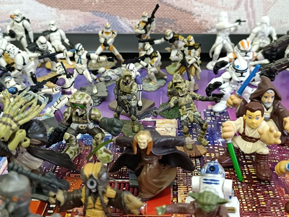 Коллекционные фигурки STARS WARS