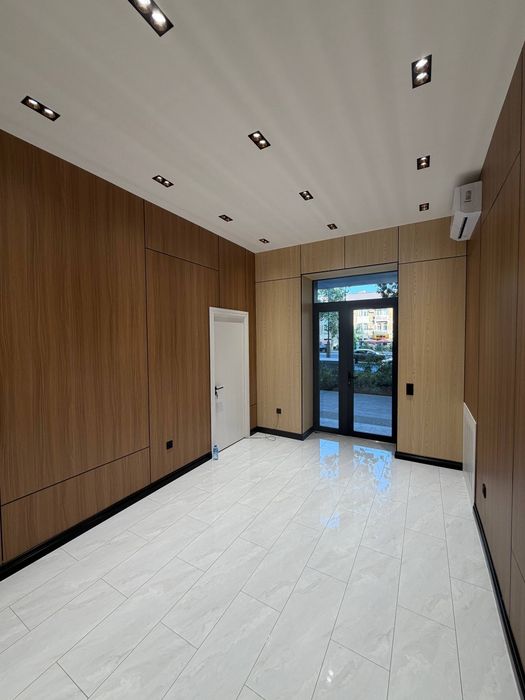 Продается нежилое помещение 1я линия, ор-р: магазин Bosch, 50м²
