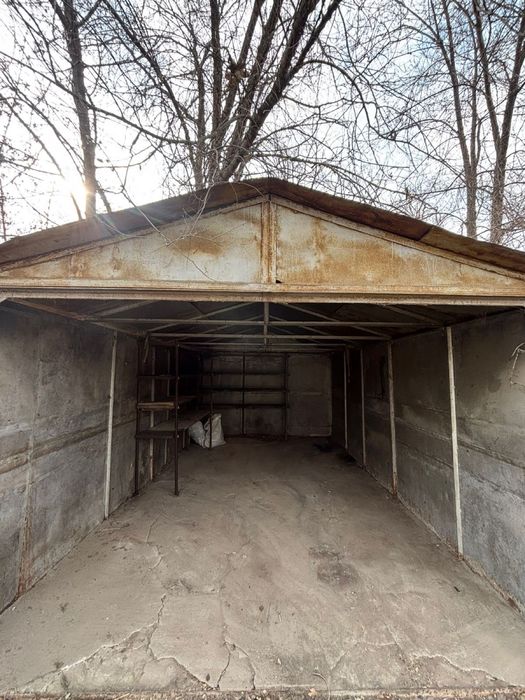 Продам гараж 280000