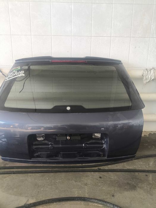Крышка багажника Audi a6 c5