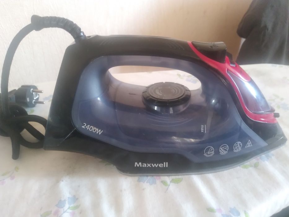 Утюг Maxwell, 2400W