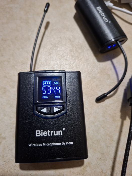 Безжичен микрофон - диадема  Bietrun WXM07