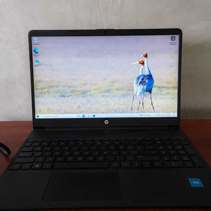 Laptop HP 15s-fq3009nq | Ultraportabil | SSD 256GB | Ideal Școală/Office