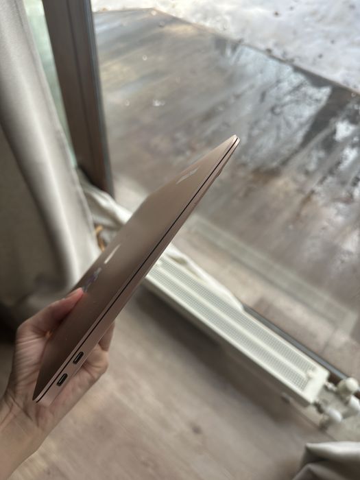 Macbook Air 13’ (2020)