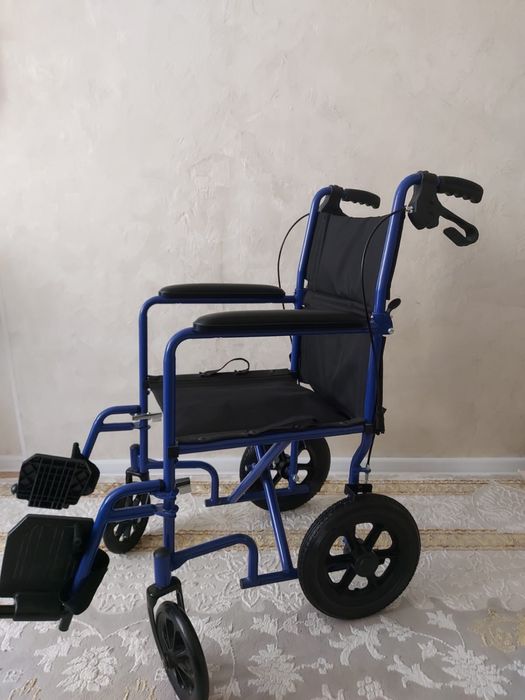 Инвалидная коляска