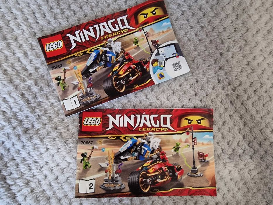 Vând LEGO Ninjago 70667 - Kai's blade cycle & Zane's snowmobile