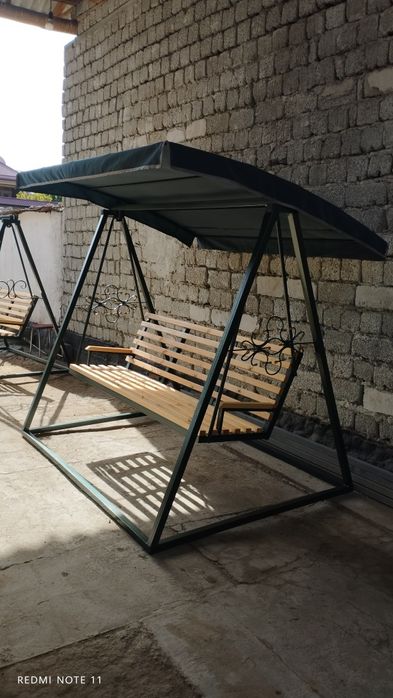 Продается качеля новый