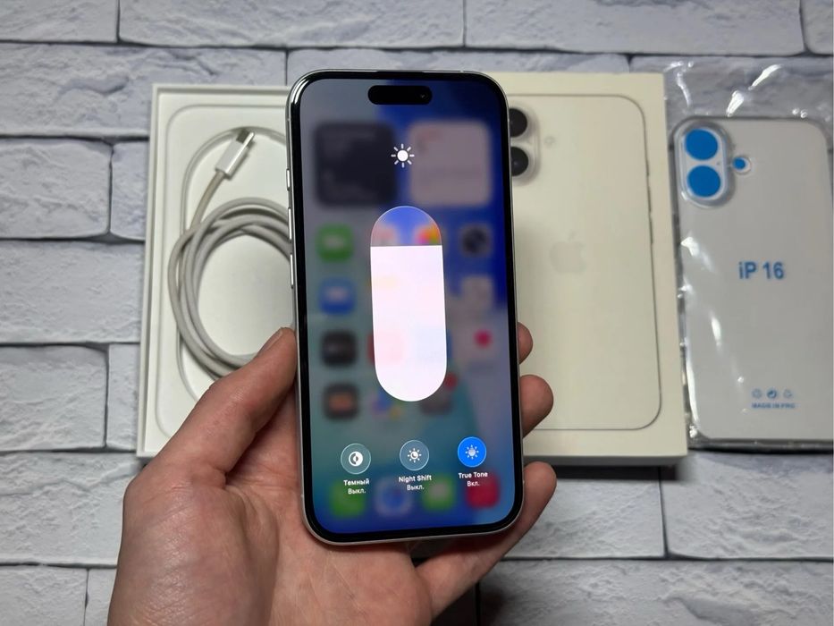 iphone 16 в заводском состояний