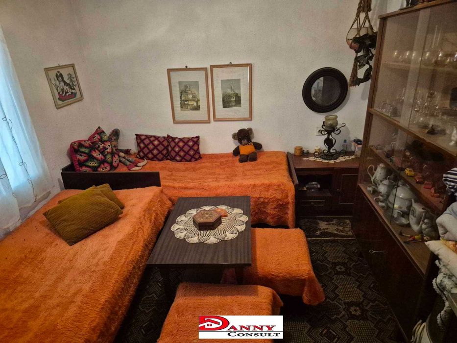 Продава се Къща в Велико Търново, Акация - 35 кв.м за 656 €/кв.м - Снимка #12