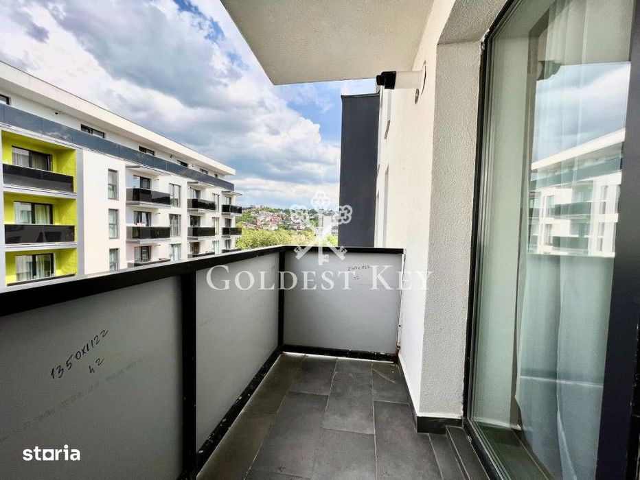Apartament modern cu 2 camere, balcon, parcare subterana extra