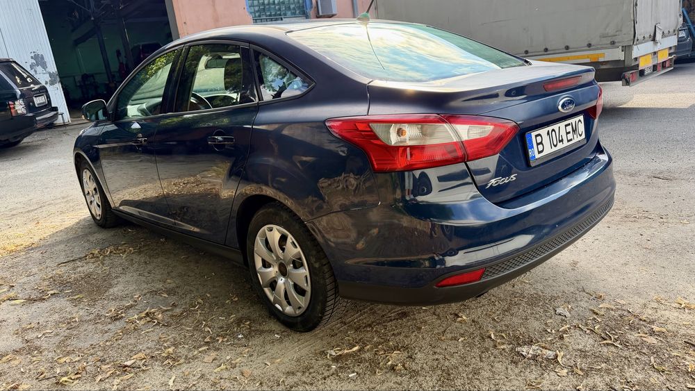 FORD Focus 0 — imagine 5