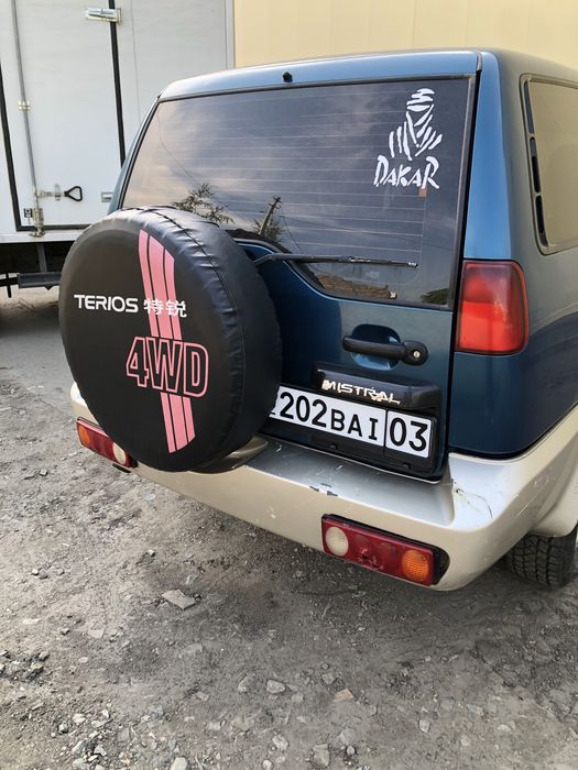 Ниссан Мистраль террано2