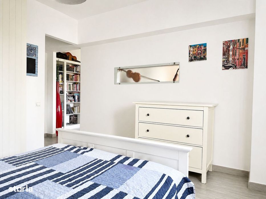 Apartament vedere spate, zona Calea Moșilor - intersecție cu Eminescu