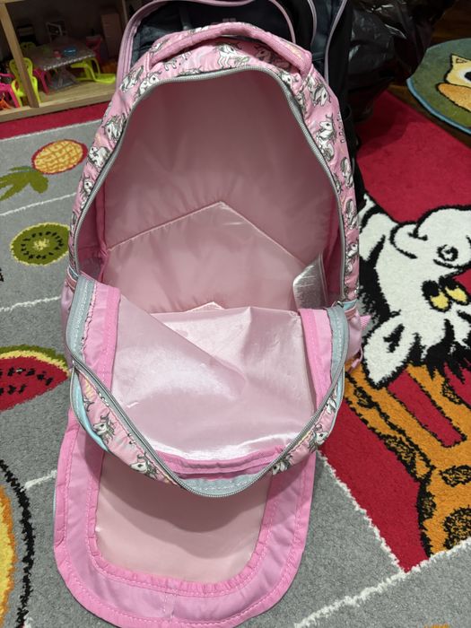 Ghiozdane diverse modele