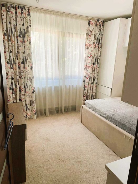 Apartament 3 camere spre închiriere/vânzare