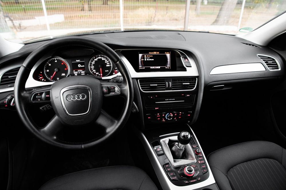 AUDI A4 Avant 2011 — imagine 5