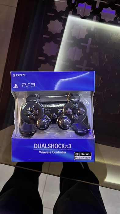 Ps4 va 3 djostik sotuvda