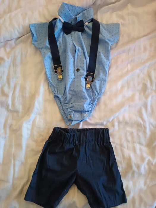 Официален комплект за момче размер 74/80.