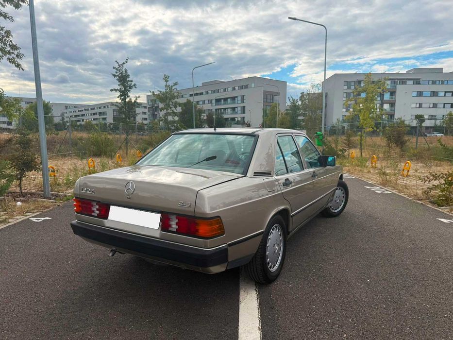 MERCEDES-BENZ 190 1986 — imagine 3