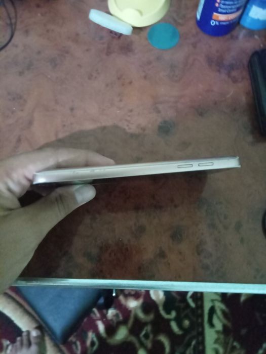 J2 core 8gb sotiladi 100 000ming sum sovgaga 32 gb fleshqa beriladi